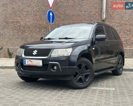 Сузуки Гранд Витара, объемом двигателя 2 л и пробегом 300 тыс. км за 7600 $, фото 1 на Automoto.ua