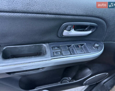 Сузуки Гранд Витара, объемом двигателя 2 л и пробегом 306 тыс. км за 5450 $, фото 7 на Automoto.ua