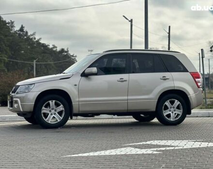 Сузуки Гранд Витара, объемом двигателя 2 л и пробегом 242 тыс. км за 7500 $, фото 7 на Automoto.ua