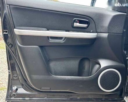 Сузукі Гранд Вітара, об'ємом двигуна 2 л та пробігом 209 тис. км за 7500 $, фото 10 на Automoto.ua