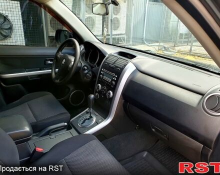 Сузукі Гранд Вітара, об'ємом двигуна 2 л та пробігом 216 тис. км за 7300 $, фото 5 на Automoto.ua