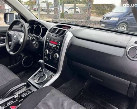 Сузукі Гранд Вітара, об'ємом двигуна 2 л та пробігом 209 тис. км за 7500 $, фото 27 на Automoto.ua