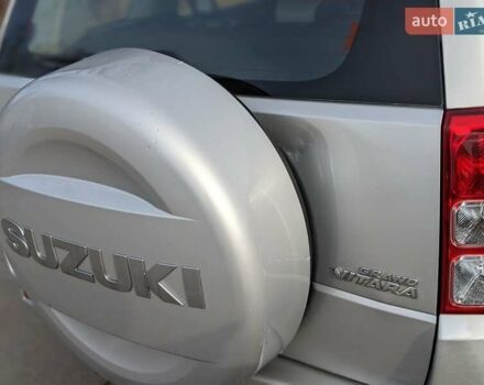 Сузуки Гранд Витара, объемом двигателя 2.4 л и пробегом 200 тыс. км за 10700 $, фото 6 на Automoto.ua