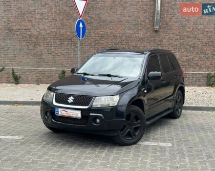 Сузуки Гранд Витара, объемом двигателя 2 л и пробегом 300 тыс. км за 7600 $, фото 1 на Automoto.ua
