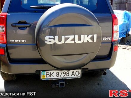 Сузукі Гранд Вітара 2009 у Рівному на Automoto.ua Сузукі Гранд Вітара, об'ємом двигуна 2.4 л та пробігом 0 тис. км за 8200 $, фото 1 на Automoto.ua