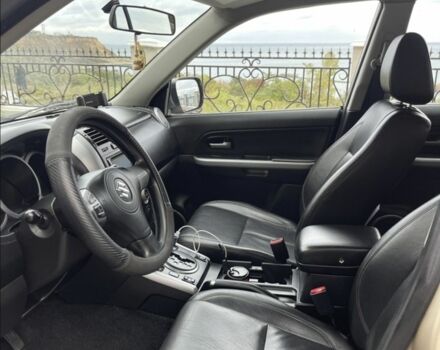 Сузуки Гранд Витара 2007 в Одессе на Automoto.ua Серый Сузуки Гранд Витара, объемом двигателя 2 л и пробегом 170 тыс. км за 7300 $, фото 7 на Automoto.ua