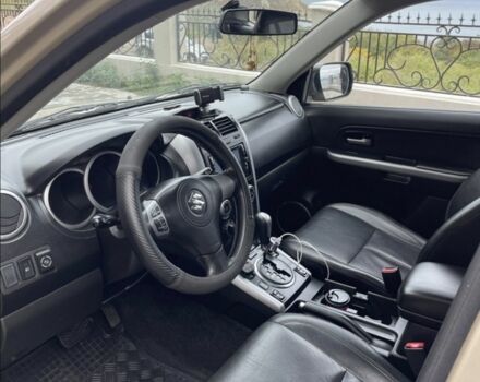 Сузуки Гранд Витара 2007 в Одессе на Automoto.ua Серый Сузуки Гранд Витара, объемом двигателя 2 л и пробегом 170 тыс. км за 7300 $, фото 2 на Automoto.ua