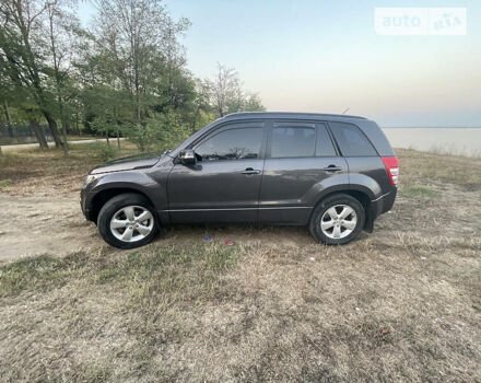 Сірий Сузукі Гранд Вітара, об'ємом двигуна 2.4 л та пробігом 136 тис. км за 9300 $, фото 9 на Automoto.ua