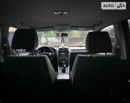 Серый Сузуки Гранд Витара, объемом двигателя 2.4 л и пробегом 132 тыс. км за 9300 $, фото 23 на Automoto.ua