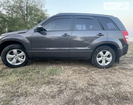 Сірий Сузукі Гранд Вітара, об'ємом двигуна 2.4 л та пробігом 136 тис. км за 8700 $, фото 14 на Automoto.ua