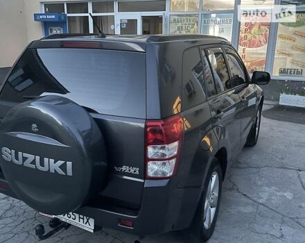 Серый Сузуки Гранд Витара, объемом двигателя 2.4 л и пробегом 132 тыс. км за 9300 $, фото 8 на Automoto.ua