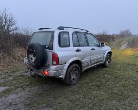 Серый Сузуки Гранд Витара, объемом двигателя 2 л и пробегом 250 тыс. км за 3300 $, фото 2 на Automoto.ua
