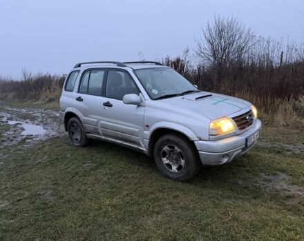 Серый Сузуки Гранд Витара, объемом двигателя 2 л и пробегом 250 тыс. км за 3300 $, фото 3 на Automoto.ua