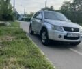 Сірий Сузукі Гранд Вітара, об'ємом двигуна 2 л та пробігом 230 тис. км за 7000 $, фото 1 на Automoto.ua