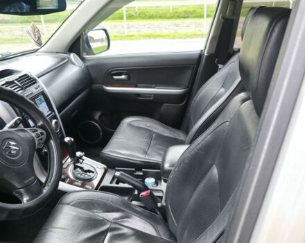 Серый Сузуки Гранд Витара, объемом двигателя 2.7 л и пробегом 240 тыс. км за 7500 $, фото 7 на Automoto.ua