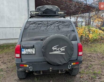 Сірий Сузукі Гранд Вітара, об'ємом двигуна 1.6 л та пробігом 240 тис. км за 8888 $, фото 4 на Automoto.ua