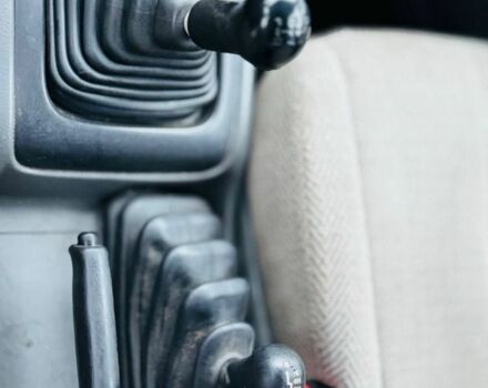 Сірий Сузукі Гранд Вітара, об'ємом двигуна 2 л та пробігом 310 тис. км за 2850 $, фото 8 на Automoto.ua