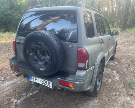 Сірий Сузукі Гранд Вітара, об'ємом двигуна 2 л та пробігом 200 тис. км за 2350 $, фото 4 на Automoto.ua