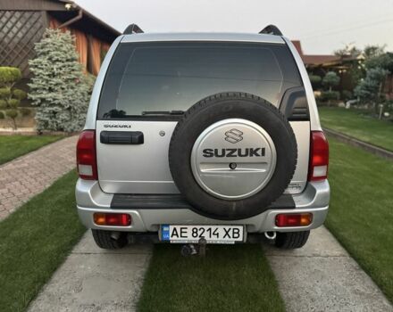 Серый Сузуки Гранд Витара, объемом двигателя 2 л и пробегом 247 тыс. км за 6000 $, фото 4 на Automoto.ua