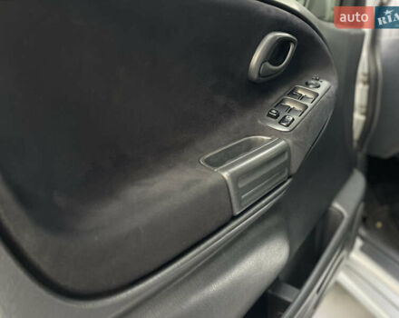 Серый Сузуки Гранд Витара, объемом двигателя 2 л и пробегом 325 тыс. км за 5099 $, фото 21 на Automoto.ua