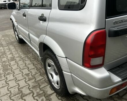 Серый Сузуки Гранд Витара, объемом двигателя 2 л и пробегом 228 тыс. км за 5700 $, фото 12 на Automoto.ua