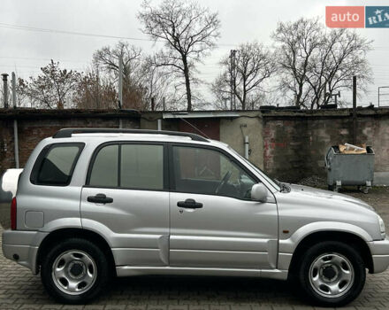 Серый Сузуки Гранд Витара, объемом двигателя 2 л и пробегом 228 тыс. км за 5700 $, фото 4 на Automoto.ua