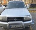 Серый Сузуки Гранд Витара, объемом двигателя 2 л и пробегом 368 тыс. км за 4900 $, фото 1 на Automoto.ua