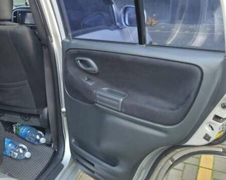 Серый Сузуки Гранд Витара, объемом двигателя 2 л и пробегом 368 тыс. км за 6000 $, фото 20 на Automoto.ua