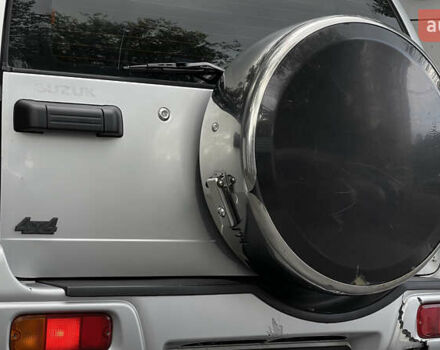 Серый Сузуки Гранд Витара, объемом двигателя 2 л и пробегом 325 тыс. км за 5099 $, фото 4 на Automoto.ua