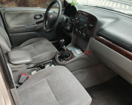 Сірий Сузукі Гранд Вітара, об'ємом двигуна 2 л та пробігом 360 тис. км за 3700 $, фото 3 на Automoto.ua