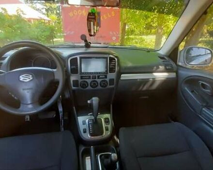 Сірий Сузукі Гранд Вітара, об'ємом двигуна 2 л та пробігом 196 тис. км за 8000 $, фото 12 на Automoto.ua