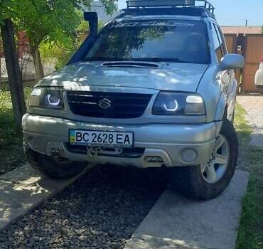 Сірий Сузукі Гранд Вітара, об'ємом двигуна 2 л та пробігом 196 тис. км за 8000 $, фото 9 на Automoto.ua