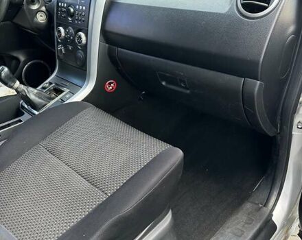 Серый Сузуки Гранд Витара, объемом двигателя 2 л и пробегом 312 тыс. км за 6500 $, фото 9 на Automoto.ua