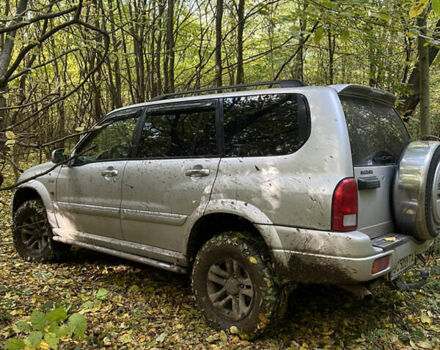 Сірий Сузукі Гранд Вітара, об'ємом двигуна 2.74 л та пробігом 400 тис. км за 6500 $, фото 7 на Automoto.ua