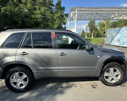 Серый Сузуки Гранд Витара, объемом двигателя 1.9 л и пробегом 360 тыс. км за 4500 $, фото 1 на Automoto.ua