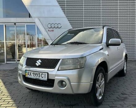 Серый Сузуки Гранд Витара, объемом двигателя 2 л и пробегом 312 тыс. км за 6500 $, фото 3 на Automoto.ua