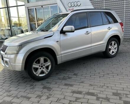 Серый Сузуки Гранд Витара, объемом двигателя 2 л и пробегом 312 тыс. км за 6500 $, фото 5 на Automoto.ua