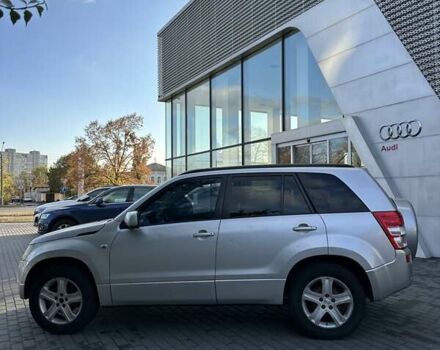 Серый Сузуки Гранд Витара, объемом двигателя 2 л и пробегом 312 тыс. км за 6500 $, фото 8 на Automoto.ua