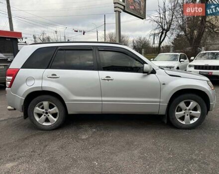 Серый Сузуки Гранд Витара, объемом двигателя 2 л и пробегом 323 тыс. км за 6790 $, фото 4 на Automoto.ua