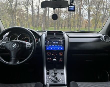 Серый Сузуки Гранд Витара, объемом двигателя 2 л и пробегом 186 тыс. км за 6999 $, фото 10 на Automoto.ua