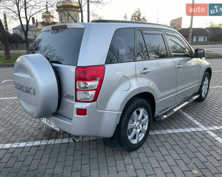 Серый Сузуки Гранд Витара, объемом двигателя 2 л и пробегом 230 тыс. км за 6550 $, фото 4 на Automoto.ua