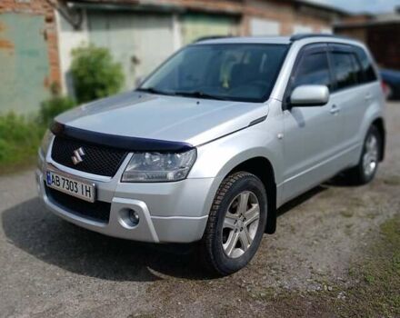 Серый Сузуки Гранд Витара, объемом двигателя 2 л и пробегом 240 тыс. км за 6400 $, фото 1 на Automoto.ua