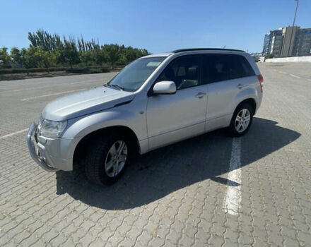 Серый Сузуки Гранд Витара, объемом двигателя 2 л и пробегом 147 тыс. км за 6500 $, фото 3 на Automoto.ua