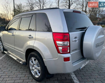 Серый Сузуки Гранд Витара, объемом двигателя 2 л и пробегом 230 тыс. км за 6550 $, фото 8 на Automoto.ua