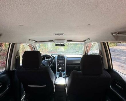 Сірий Сузукі Гранд Вітара, об'ємом двигуна 2 л та пробігом 196 тис. км за 9000 $, фото 13 на Automoto.ua