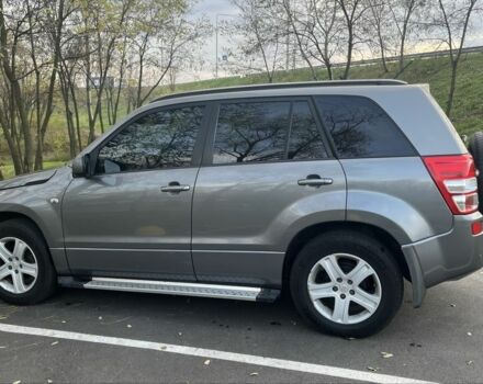 Серый Сузуки Гранд Витара, объемом двигателя 2 л и пробегом 360 тыс. км за 7500 $, фото 1 на Automoto.ua