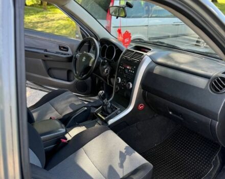 Сірий Сузукі Гранд Вітара, об'ємом двигуна 1.9 л та пробігом 275 тис. км за 3300 $, фото 15 на Automoto.ua