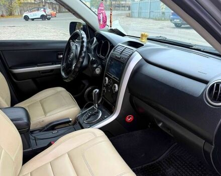 Сірий Сузукі Гранд Вітара, об'ємом двигуна 2 л та пробігом 241 тис. км за 6200 $, фото 12 на Automoto.ua