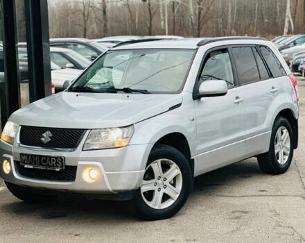 Сірий Сузукі Гранд Вітара, об'ємом двигуна 2 л та пробігом 250 тис. км за 5700 $, фото 1 на Automoto.ua