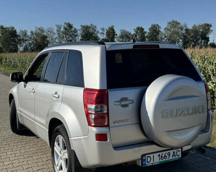 Сірий Сузукі Гранд Вітара, об'ємом двигуна 2 л та пробігом 250 тис. км за 7700 $, фото 4 на Automoto.ua